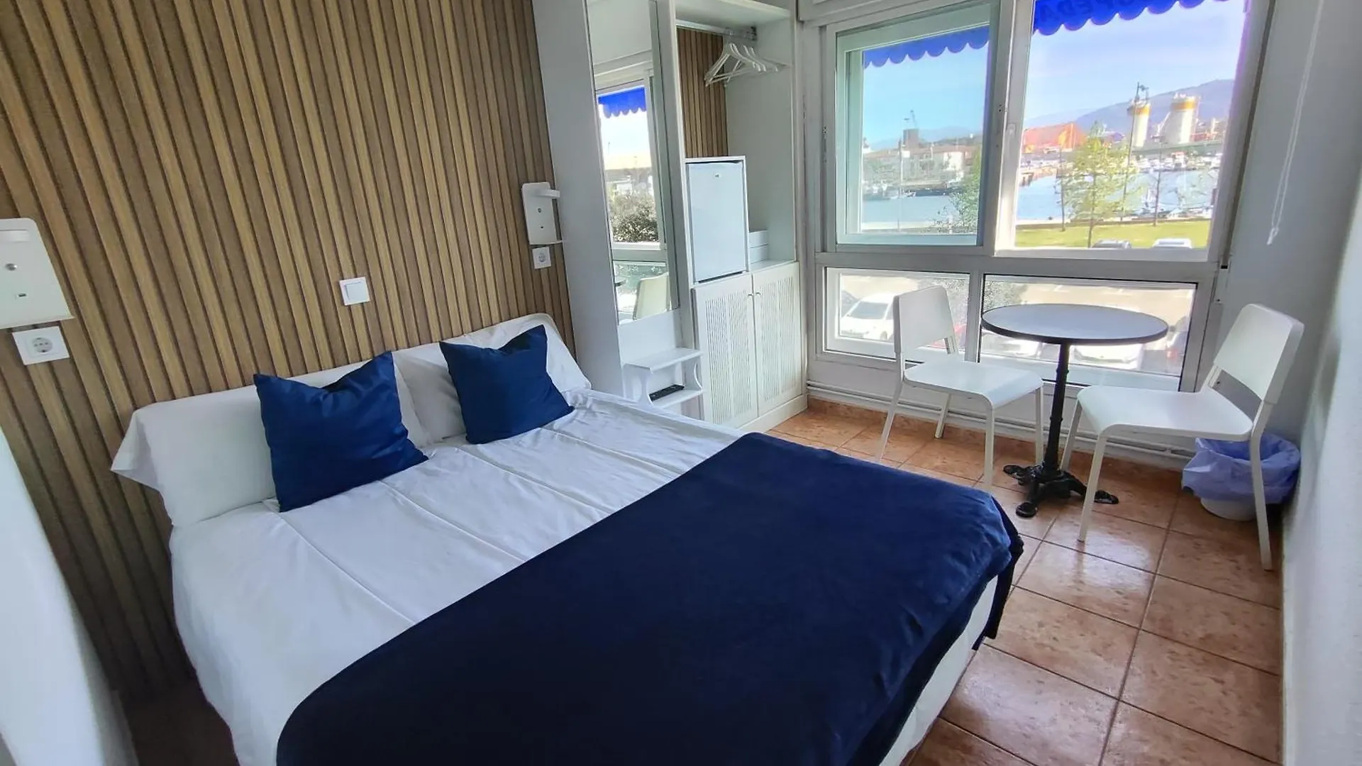 ** Guest house Hostal Lucy Santander Spain